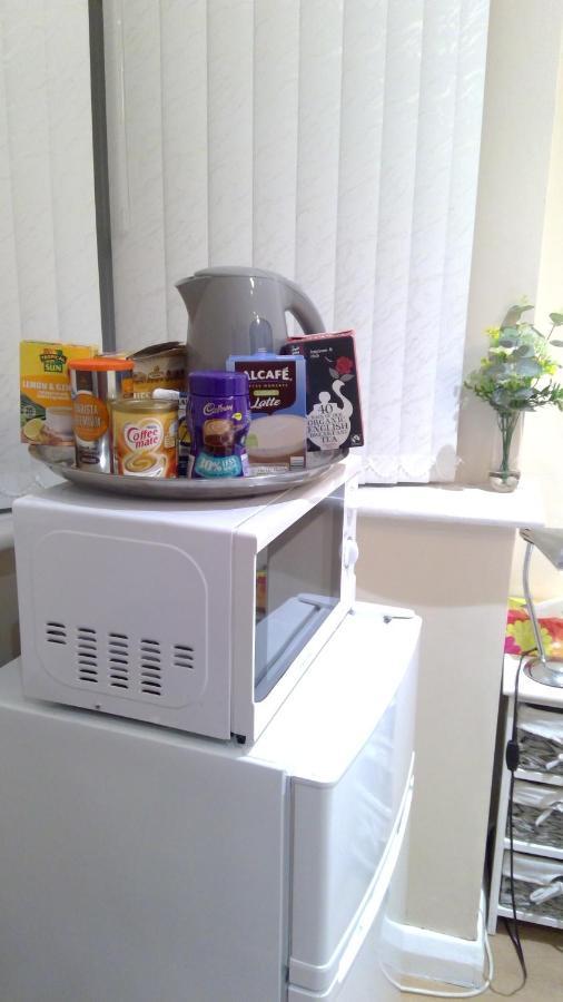 Luxury London Ensuite Double Room, Park Free, Tram-Train! 미참 외부 사진